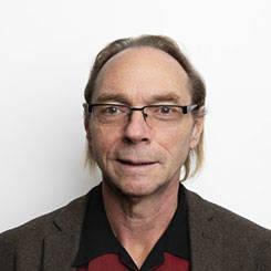         
            Portraitfoto von Kurt Fellöcker
    